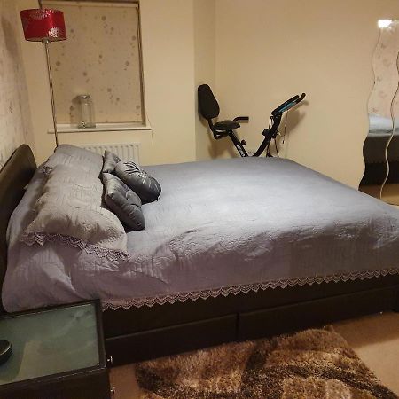 Beautiful Ensuite Room เวลลิงเบรอ ภายนอก รูปภาพ